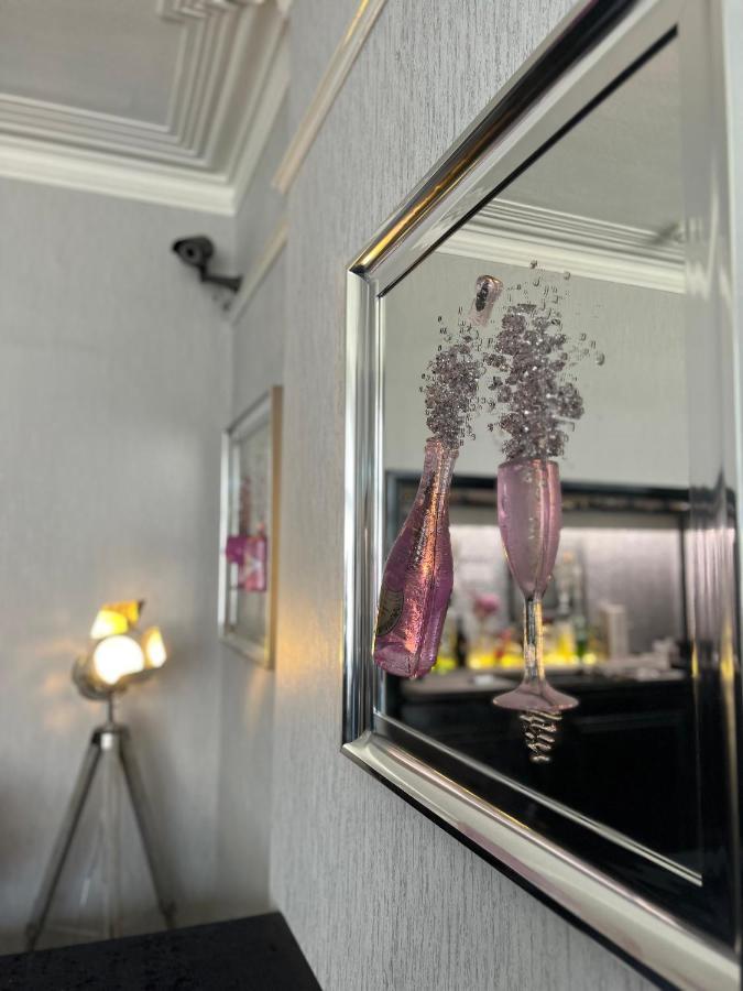Mayfair Hotel Μπλάκπουλ Εξωτερικό φωτογραφία